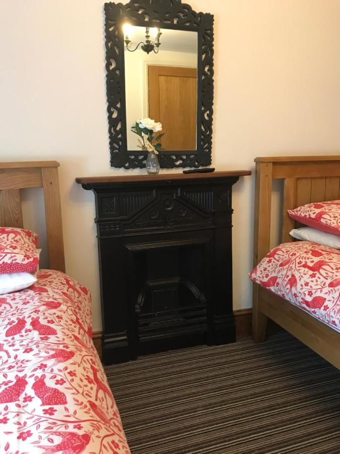 Rheolau Arms Bed & Breakfast Swansea Exterior foto