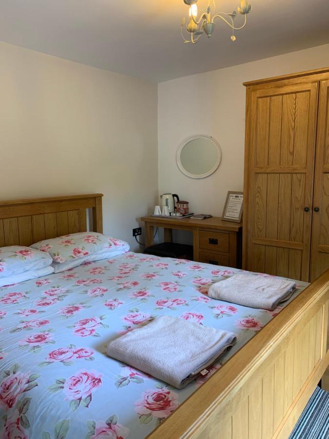 Rheolau Arms Bed & Breakfast Swansea Exterior foto